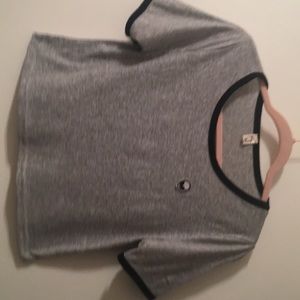 Crop top shirt black and gray